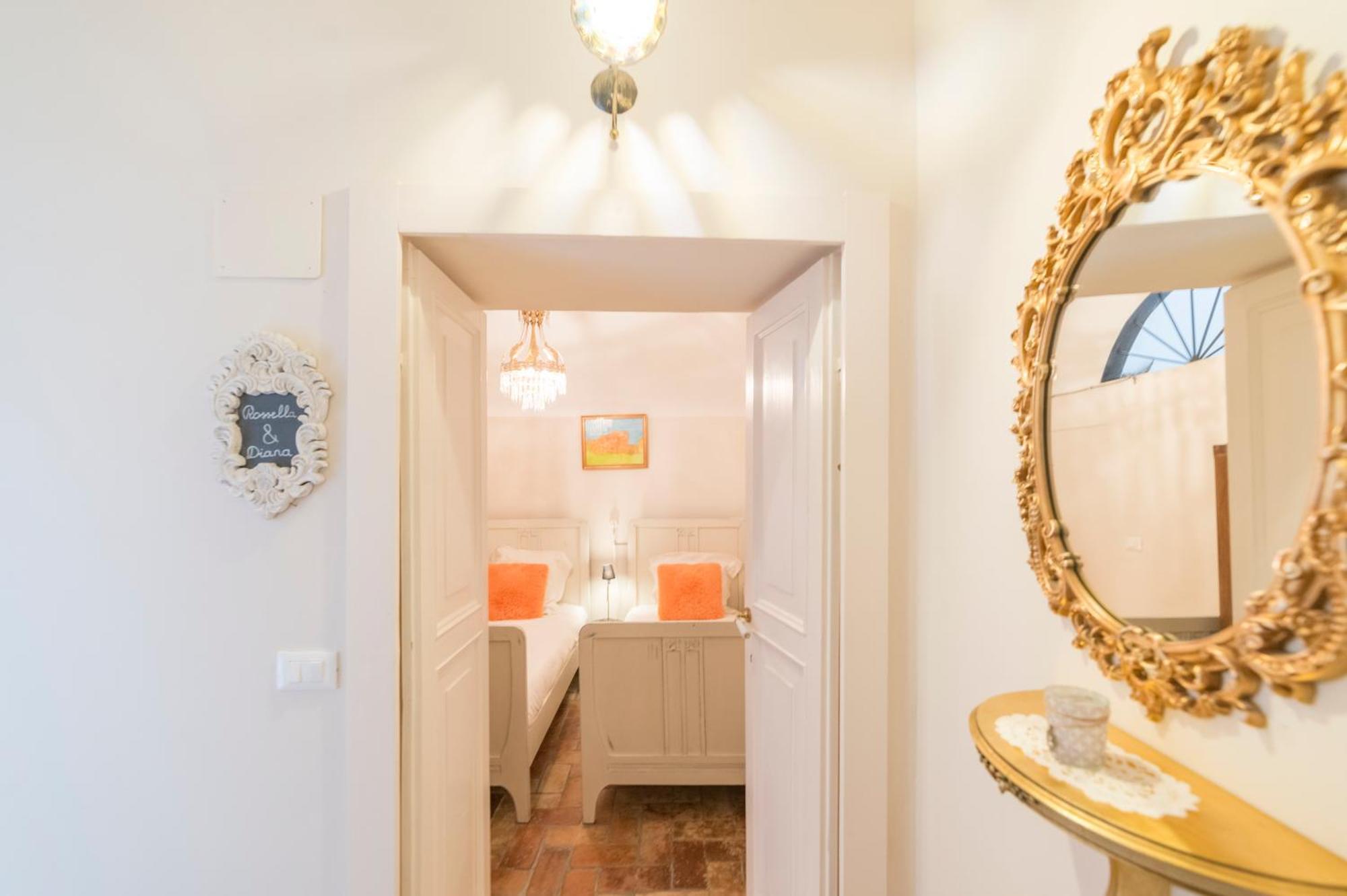 Charmante Vakantiewoning 'Casa Di Tonno' Лорето Апрутино Екстериор снимка