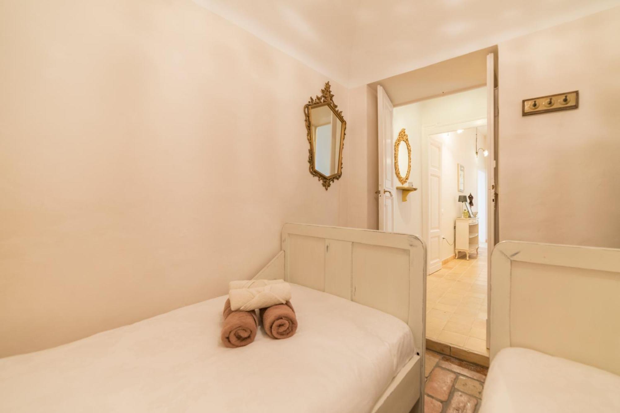 Charmante Vakantiewoning 'Casa Di Tonno' Лорето Апрутино Екстериор снимка