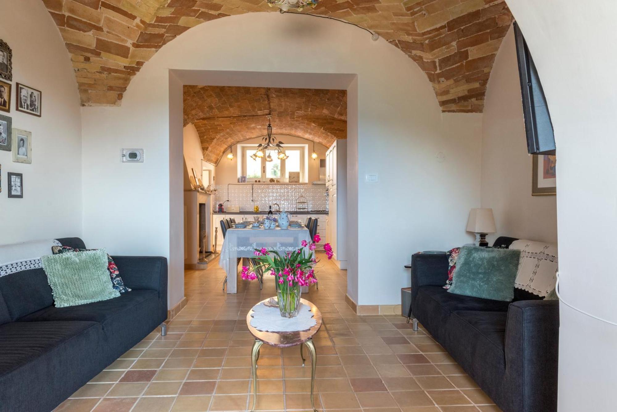 Charmante Vakantiewoning 'Casa Di Tonno' Лорето Апрутино Екстериор снимка