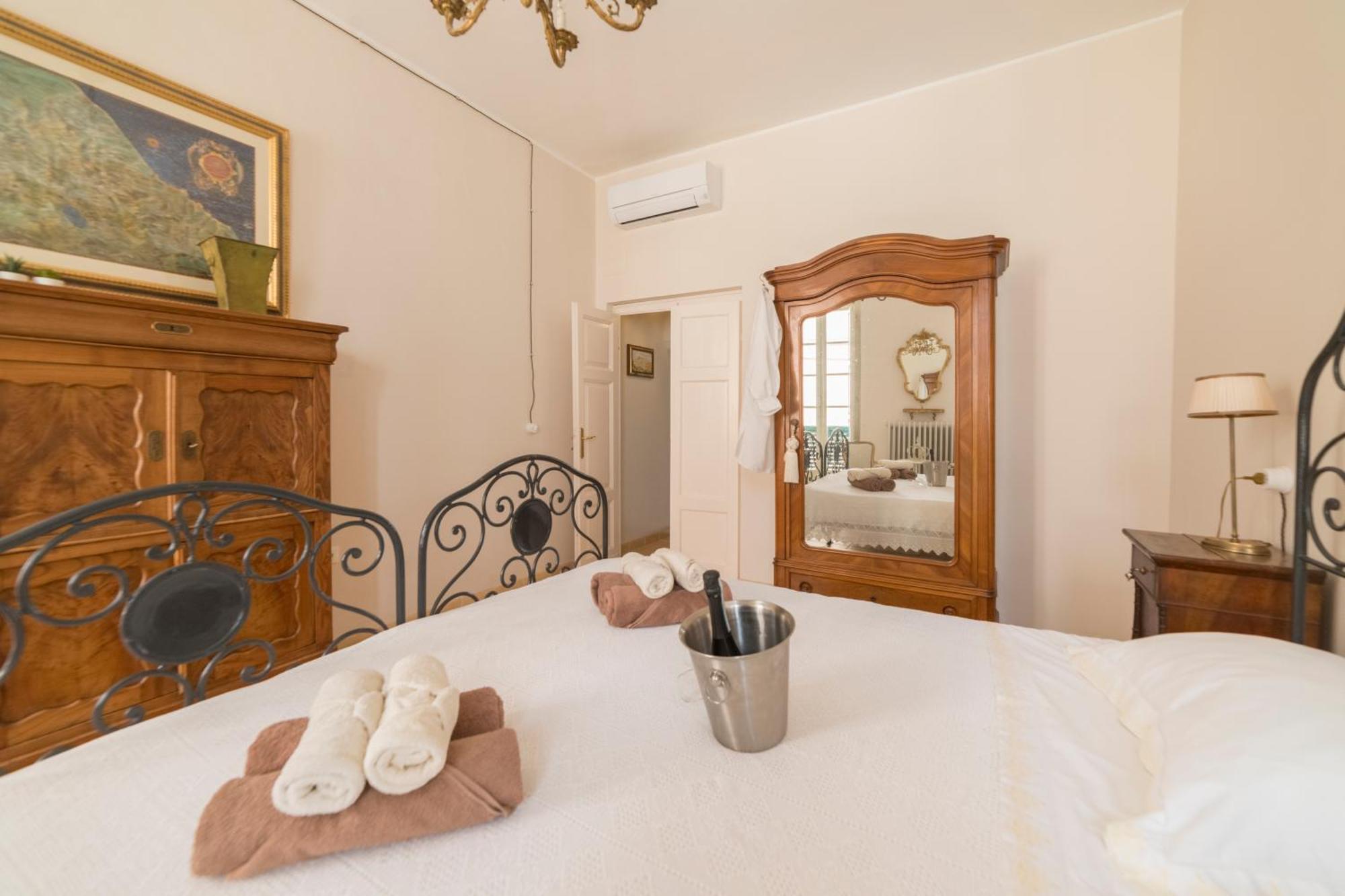 Charmante Vakantiewoning 'Casa Di Tonno' Лорето Апрутино Екстериор снимка